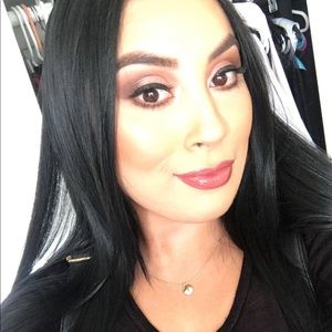 Meet your Posher, Vanessa